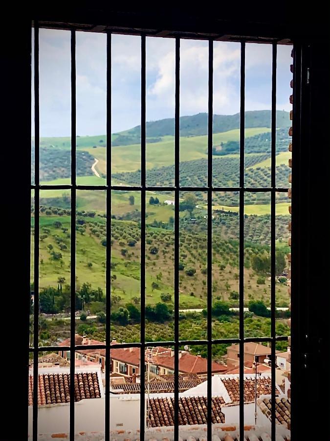 منزل الضيف Valle de Abdalagís  في Casa Angelita Caminito Del Rey, Duplex Con Terraza En El Centro De Andalucia المظهر الخارجي الصورة