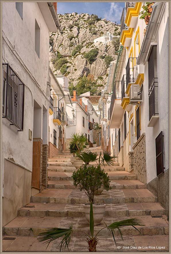 منزل الضيف Valle de Abdalagís  في Casa Angelita Caminito Del Rey, Duplex Con Terraza En El Centro De Andalucia المظهر الخارجي الصورة