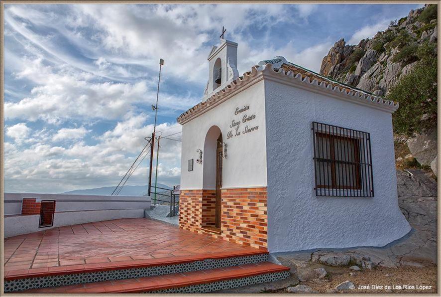 منزل الضيف Valle de Abdalagís  في Casa Angelita Caminito Del Rey, Duplex Con Terraza En El Centro De Andalucia المظهر الخارجي الصورة