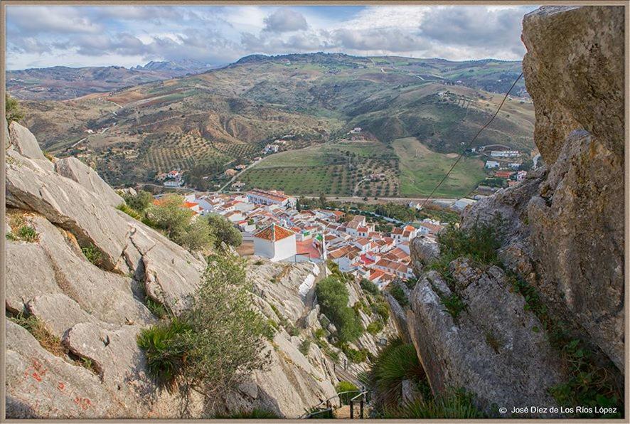 منزل الضيف Valle de Abdalagís  في Casa Angelita Caminito Del Rey, Duplex Con Terraza En El Centro De Andalucia المظهر الخارجي الصورة